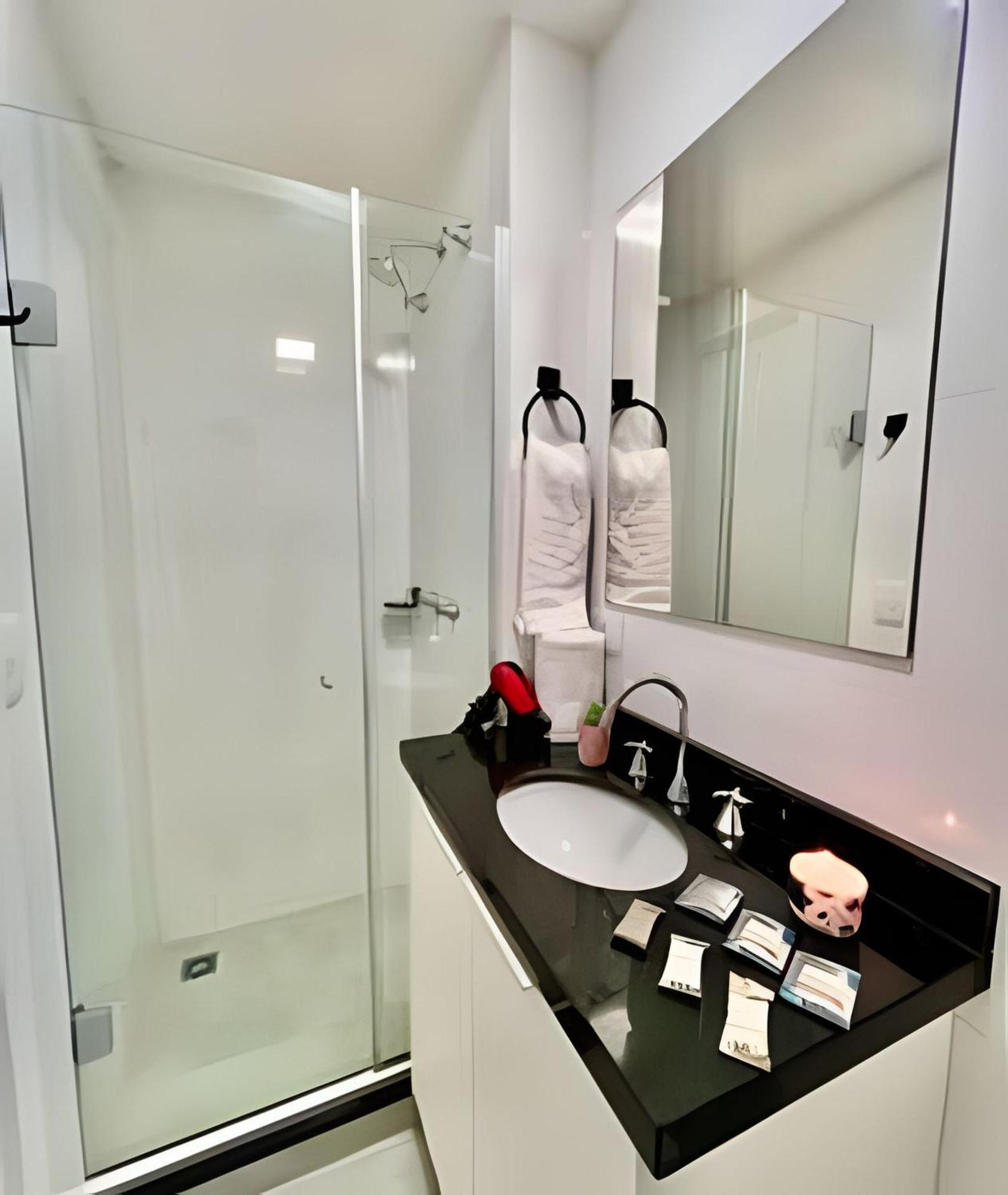 Lindo Estudio Moderno Com Ar Condicionado